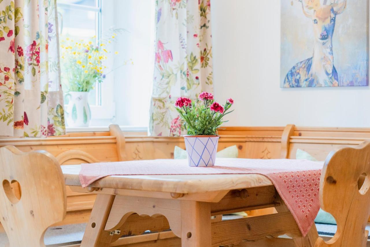 Ferienwohnung NINA Sankt Gilgen Exterior foto